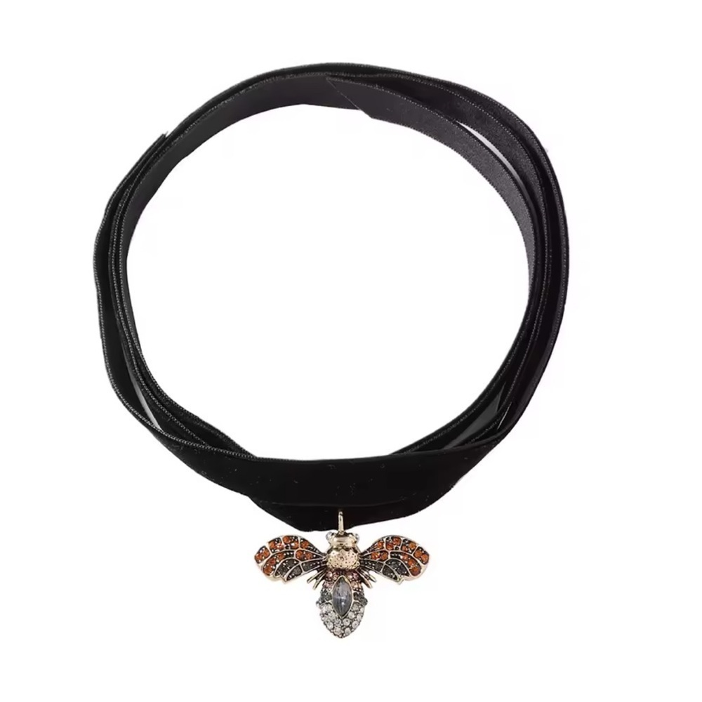 Vintage Bee Black Velvet Choker Necklace - Picture 2 of 6